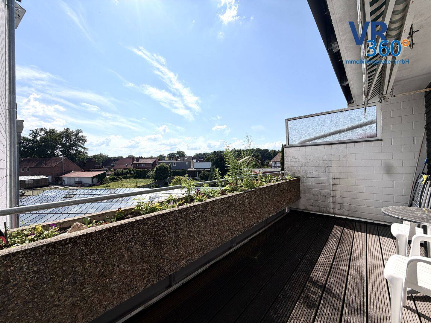 helle 2 Zimmer Wohnung mit großem Balkon // Dach u. Balkon saniert //, 29525 Uelzen