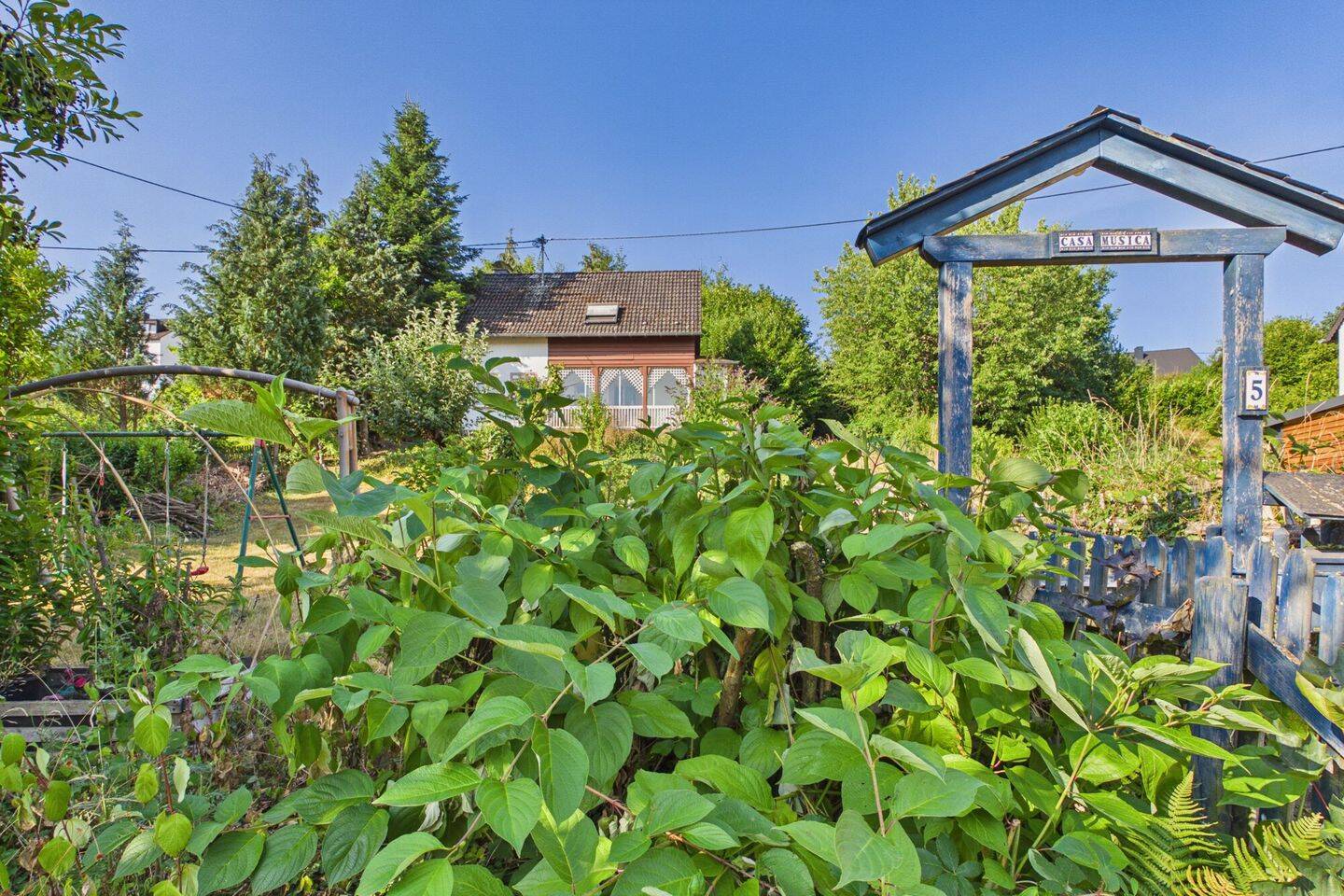 Casa Musica in Riol: Stilvolles Einfamilienhaus mit Mosel-Weitblick und besonderer Wohnatmosphäre, 54340 Bekond