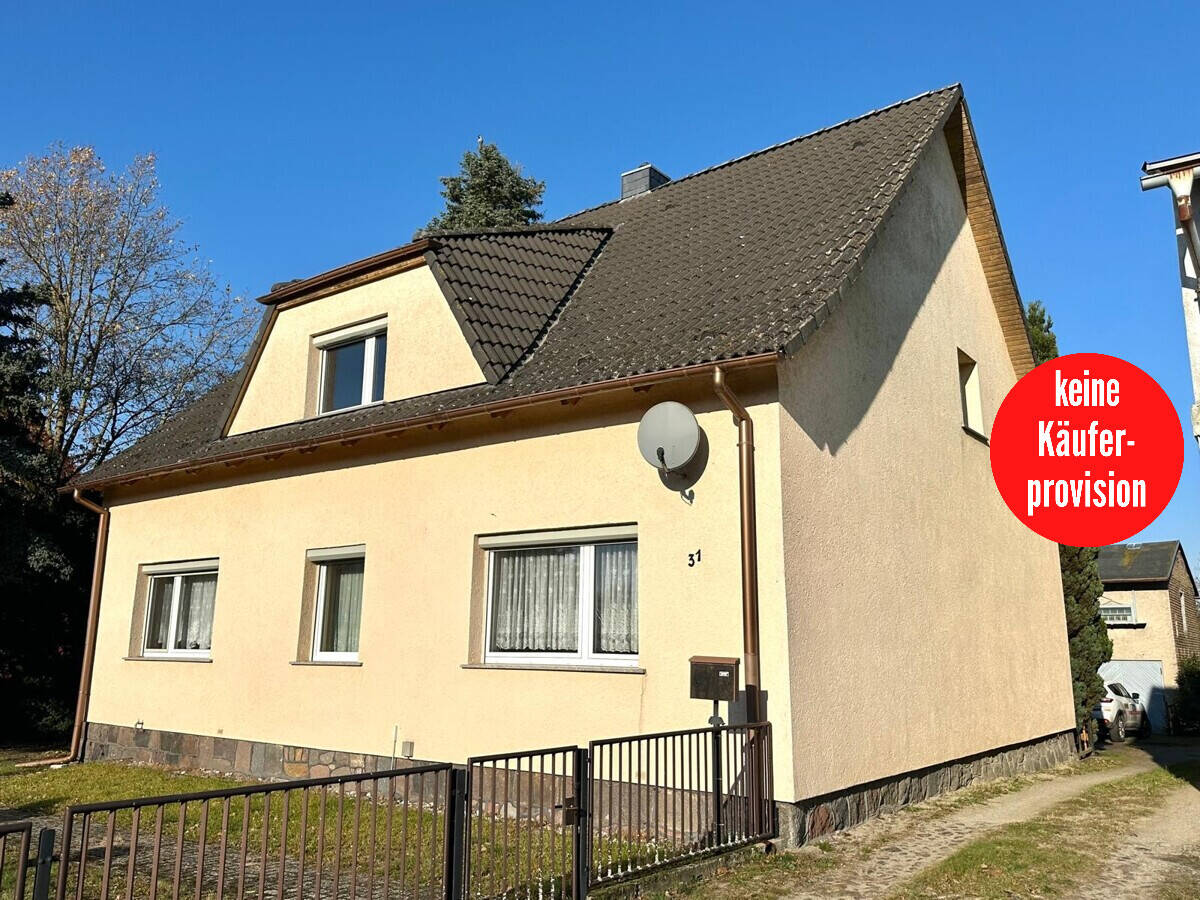 HORN IMMOBILIEN ++ großzügiges Einfamilienhaus mit Nebengelass in Heinrichsruh bei Torgelow, 17358 Torgelow