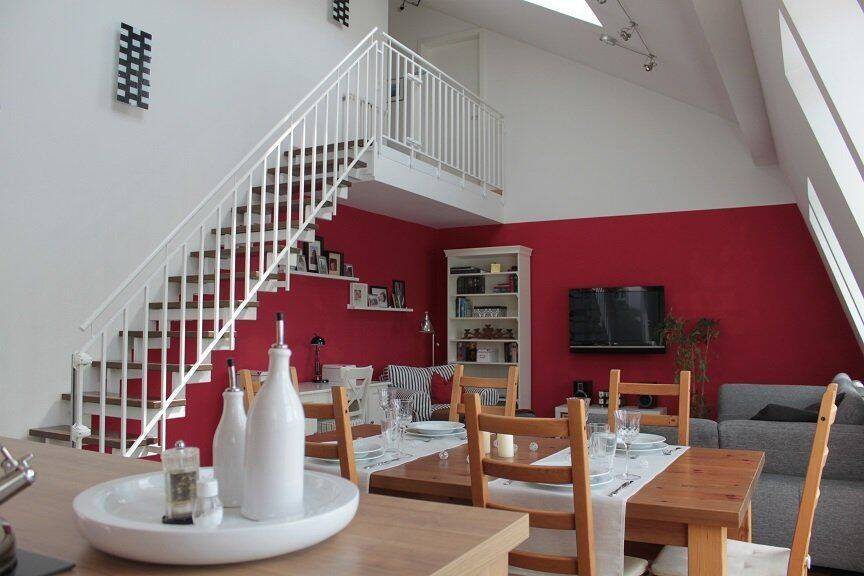 3-Zimmer-Maisonette-DG-Wohnung mit Einbauküche in Sendling, München nahe Westpark, 81373 München (Sendling Sendling-Westpark)