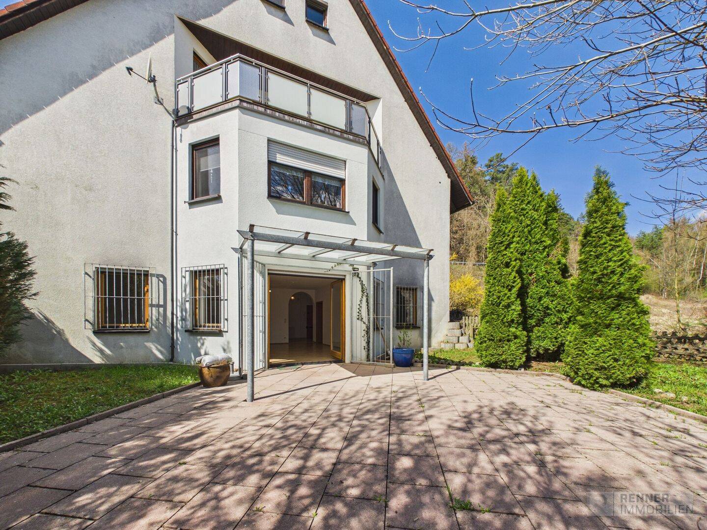 Stilvolle 3-Zimmer-Wohnung mit großzügiger Terrasse und lichtdurchflutetem Wohnkonzept, 91320 Ebermannstadt