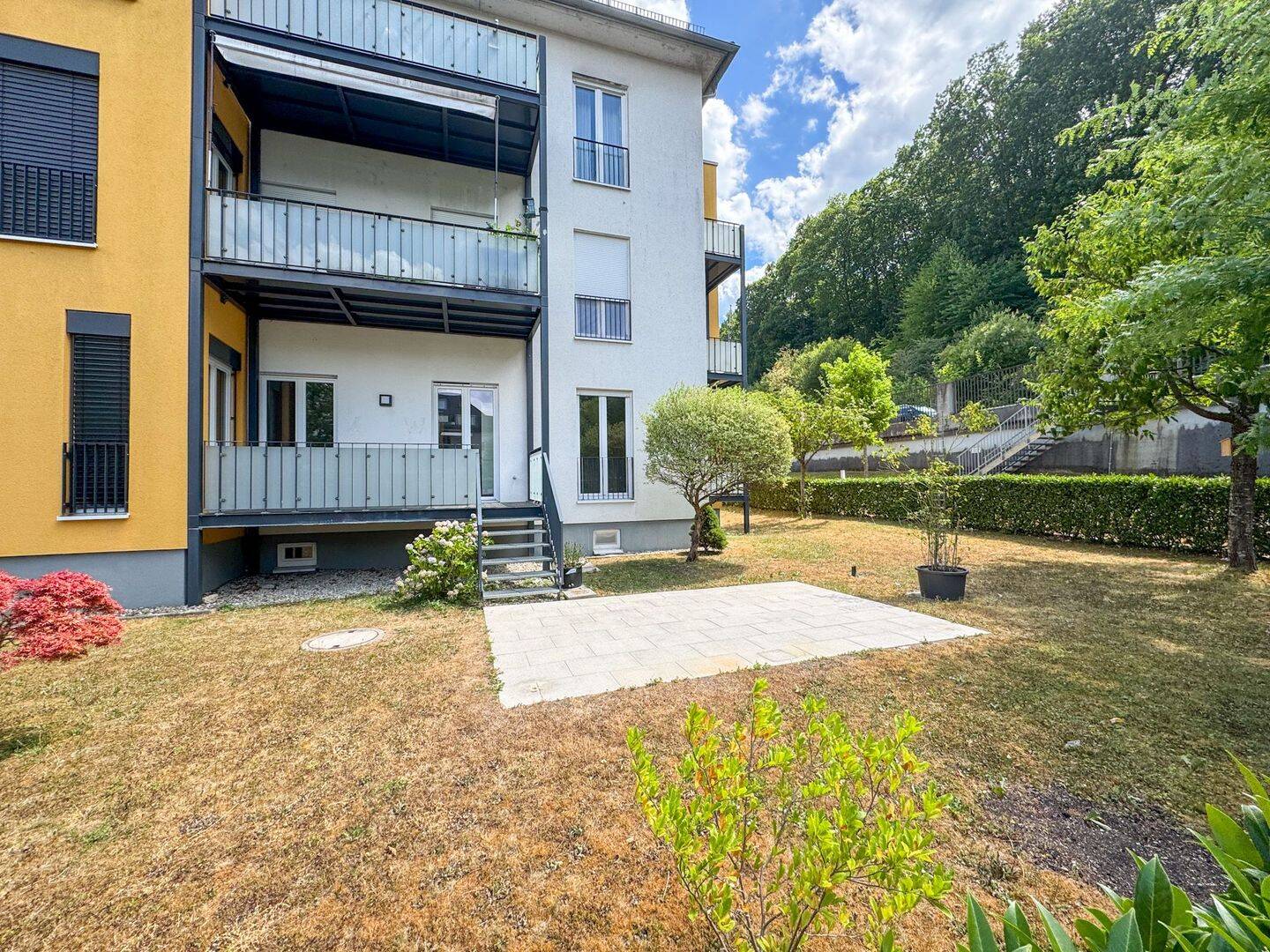 Hausgefühl inklusive – Top 3,5-Zimmer-Eigentumswohnung mit Garten, zwei Balkonen und Carport!, 77933 Lahr/Schwarzwald