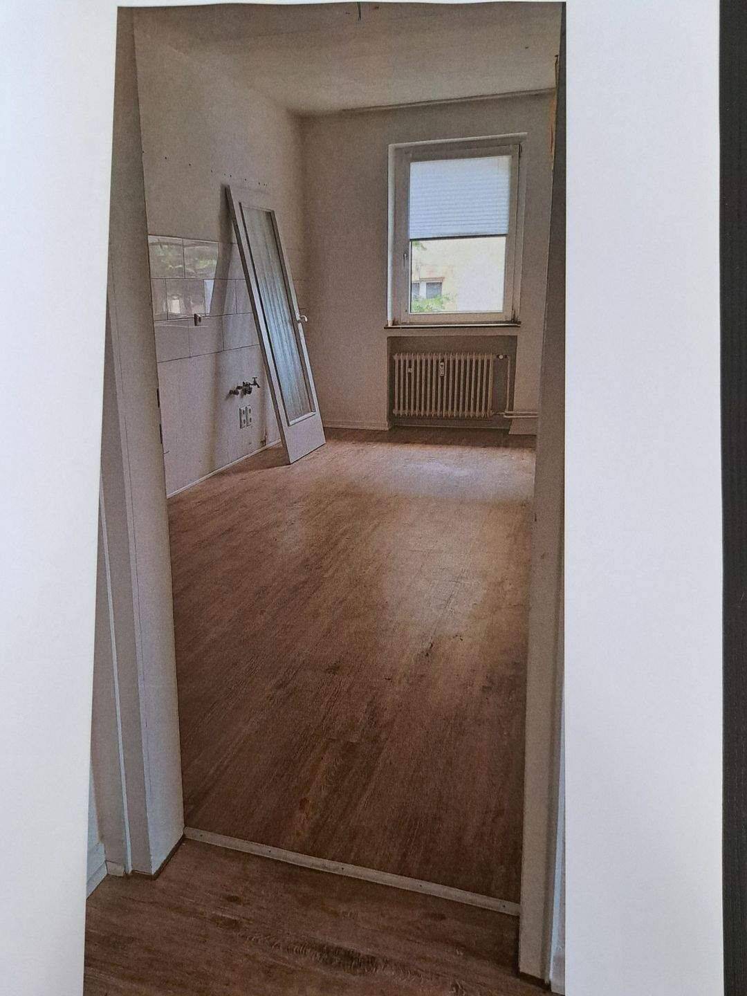 Zentral gelegene Wohnung für Single oder Paar – nur mit Einkommensnachweis!, 47137 Duisburg (Mittelmeiderich Obermeiderich Untermeiderich)