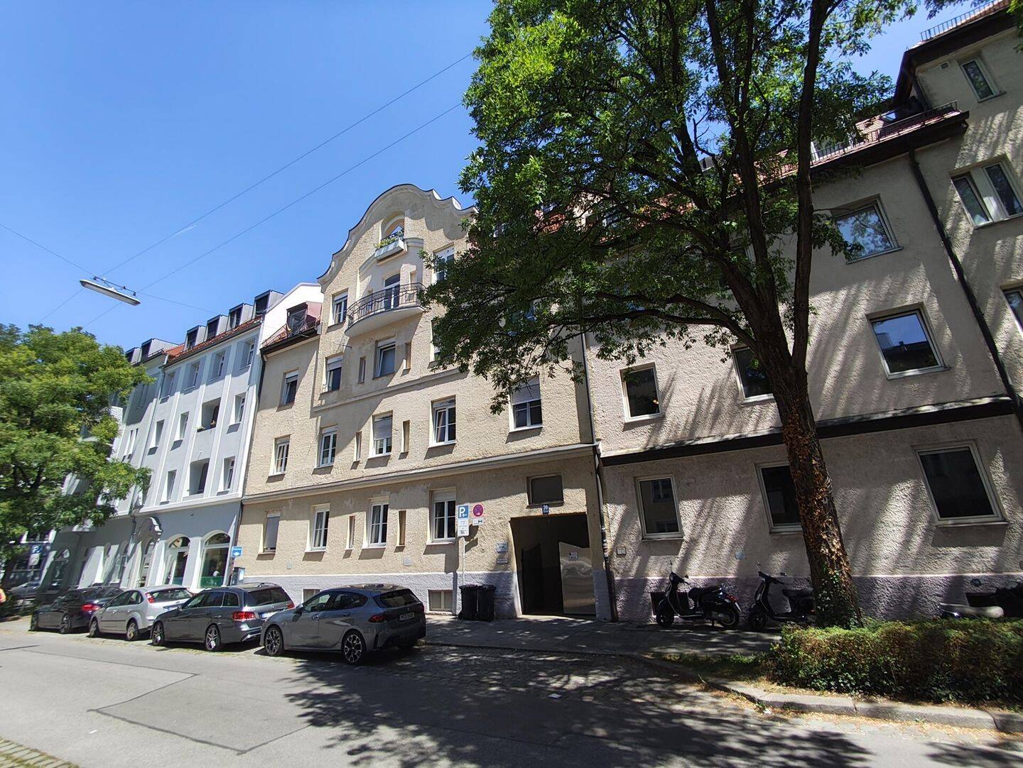 Altbauwohnung in Neuhausen, teilweise renovierungsbedürftig – BES am FR 14.08. n. ind. Vereinb., 80637 München (Moosach Neuhausen-Nymphenburg)