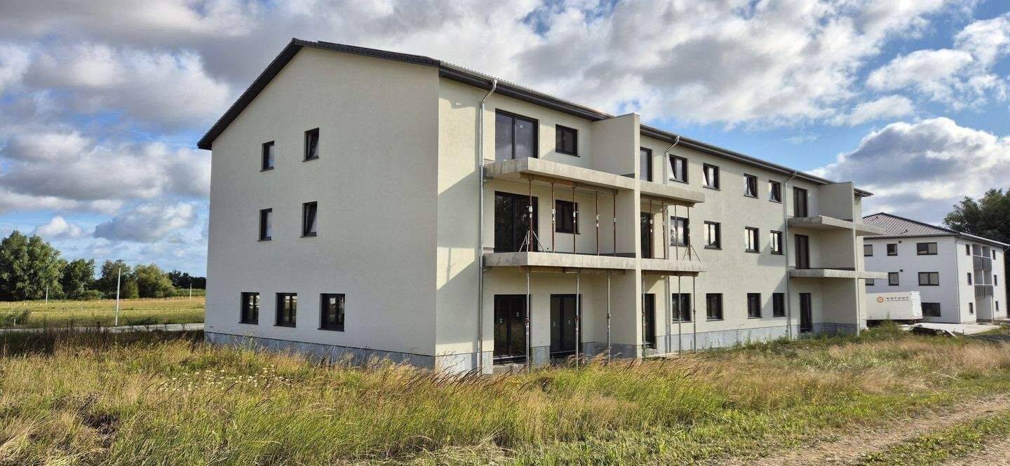 Exklusive Neubauwohnung mit Aufzug, Fußbodenheizung & großem Balkon, Erstbezug ab Februar 2027, 18437 Stralsund