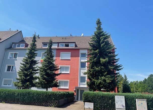 Charmante Dachgeschosswohnung mit Dachterrasse, 51105 Köln (Porz Humboldt-Gremberg Kalk Poll)