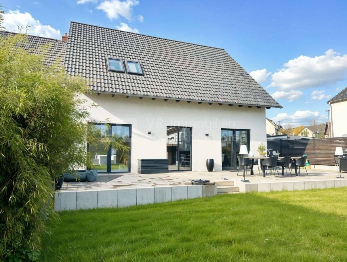 Exklusive Doppelhaushälfte mit Designanspruch und idyllischem Garten, 53347 Alfter
