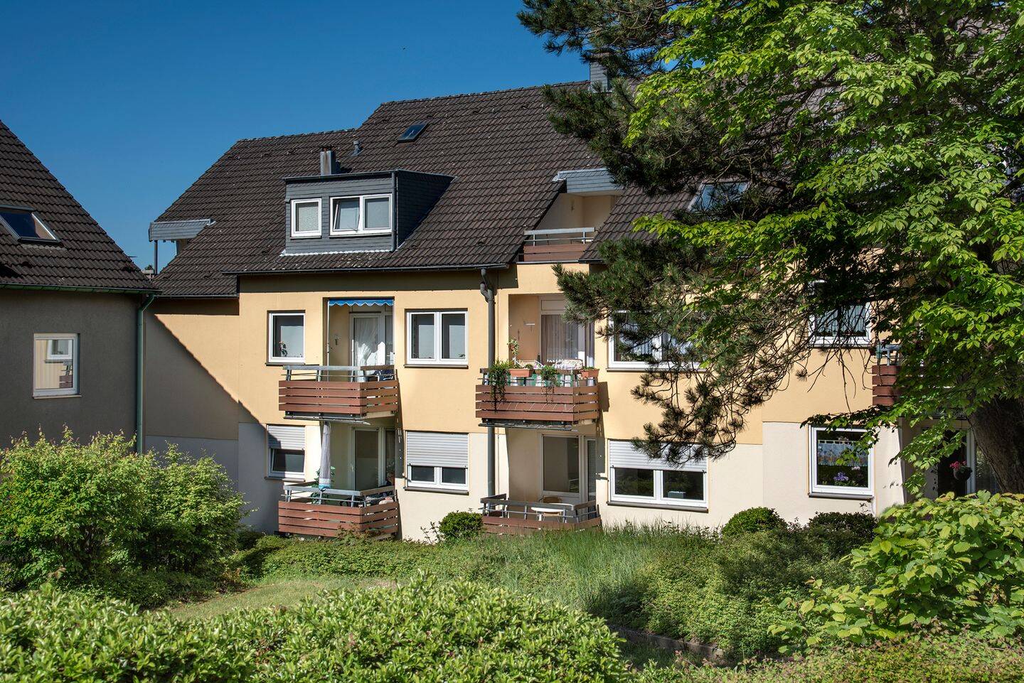 Lichtdurchflutete Dachgeschosswohnung, 42857 Remscheid (Innen Nord Süd West)