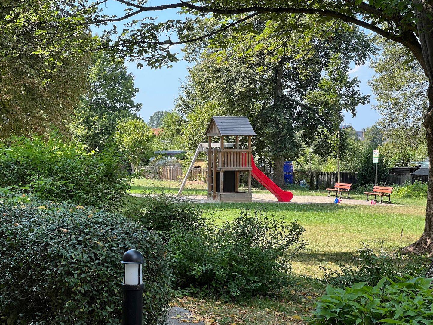 +++ SPIELPLATZ für Ihre Kinder und viel PLATZ auf 122 qm mit 5-Zimmern +++, 9127 Chemnitz