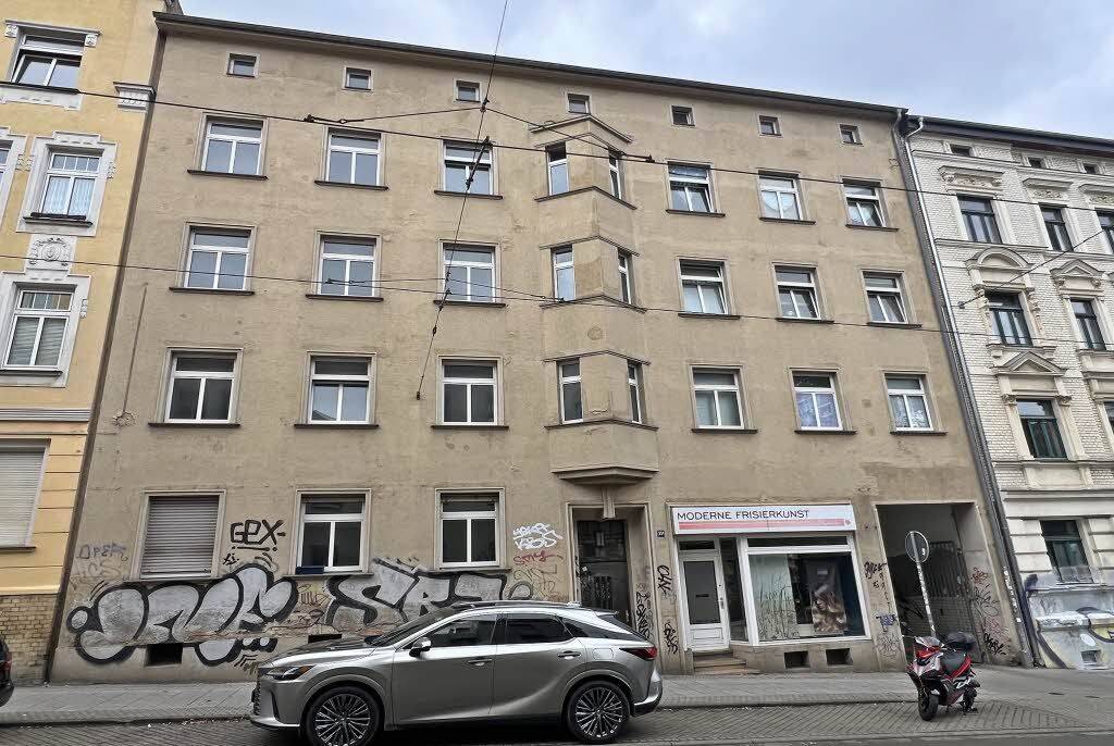 Halle (Saale)-Südliche Innenstadt: Mehrfamilienhaus mit 13 Gargen, erforderliche Teilsanierung, 6110 Halle (Saale) (Damaschkestraße Gesundbrunnen Innenstadt Lutherplatz Saaleaue)