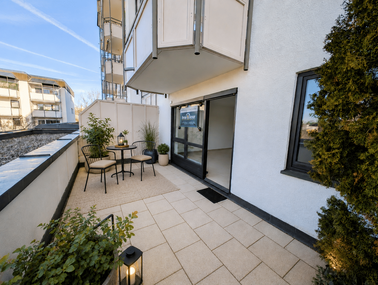 Großzügige 2-Zimmer-Wohnung mit 20 m² Sonnenterrasse, TG und modernem Bad