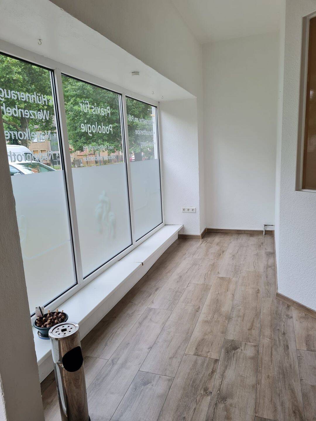 Selbständige aufgepasst! Praxis/Salon/Büro Helle & Renovierte 53qm in Herne (mit eigenem Zugang im EG), 44628 Herne