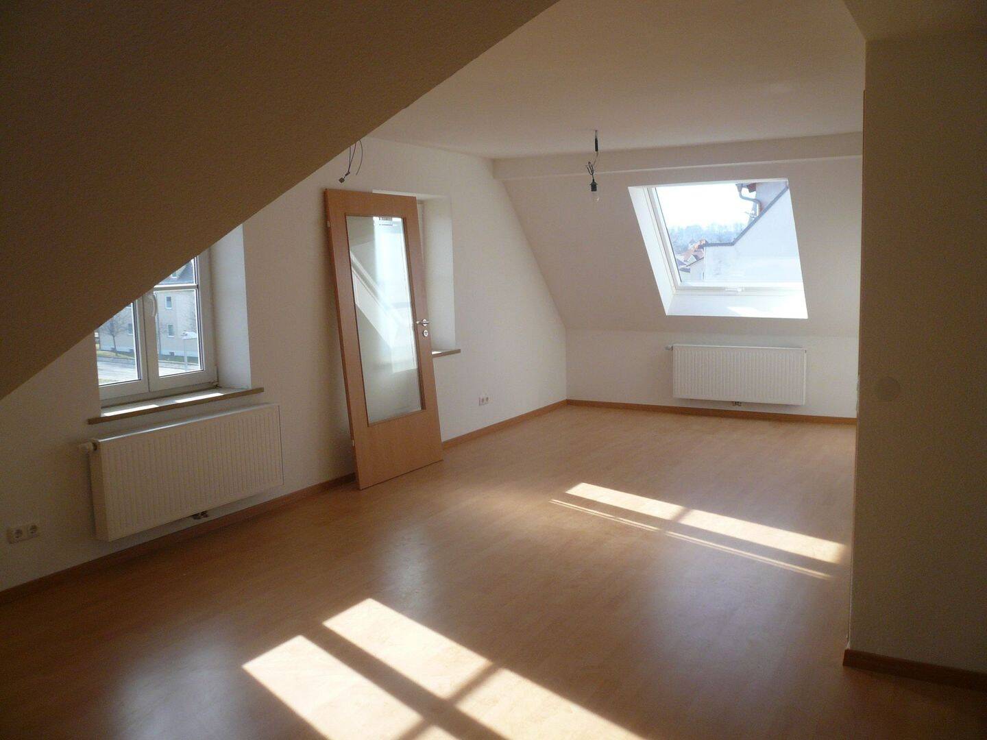 Schöne 4 Zimmer DG Wohnung in Mindelheim zu vermieten!, 87719 Mindelheim