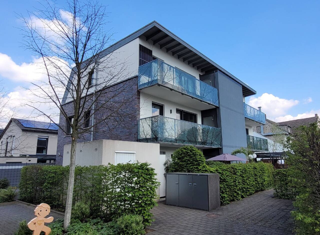 Modern geschnittene 3-Zimmer-Wohnung mit großen Sonnenbalkon in gefragter Lage von Leichlingen!, 42799 Leichlingen (Rhld.)