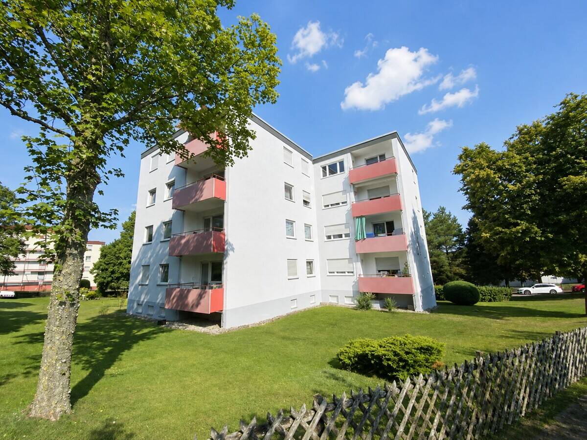 Wohnen mit Weitblick! Helle 3-Zimmerwohnung in sonniger Lage, 78713 Dunningen