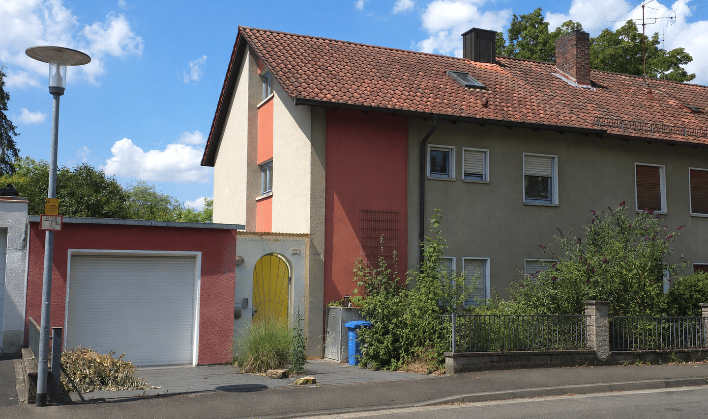Doppelhaushälfte Hochfeld-Steinberg mit großem Garten, modernisierungsbedürftig, 97422 Schweinfurt