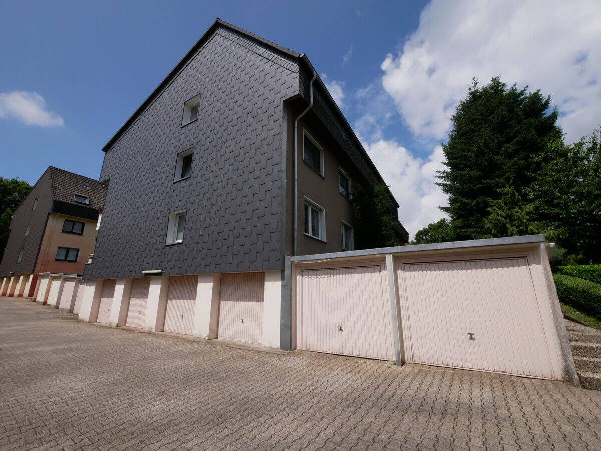Sehr gepflegte 3,5-Raum-EG-Wohnung mit Balkon im beliebten Essener Südostviertel sucht Nachmieter, 45309 Essen (Kray Schonnebeck)