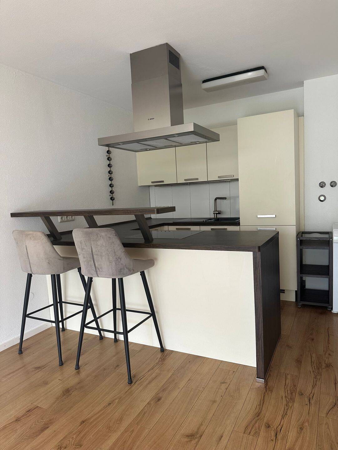 Schöne 2,5-Zimmer Wohnung mit Terrasse und Garten, 80809 München (Milbertshofen-Am Hart Neuhausen-Nymphenburg Schwabing-West)