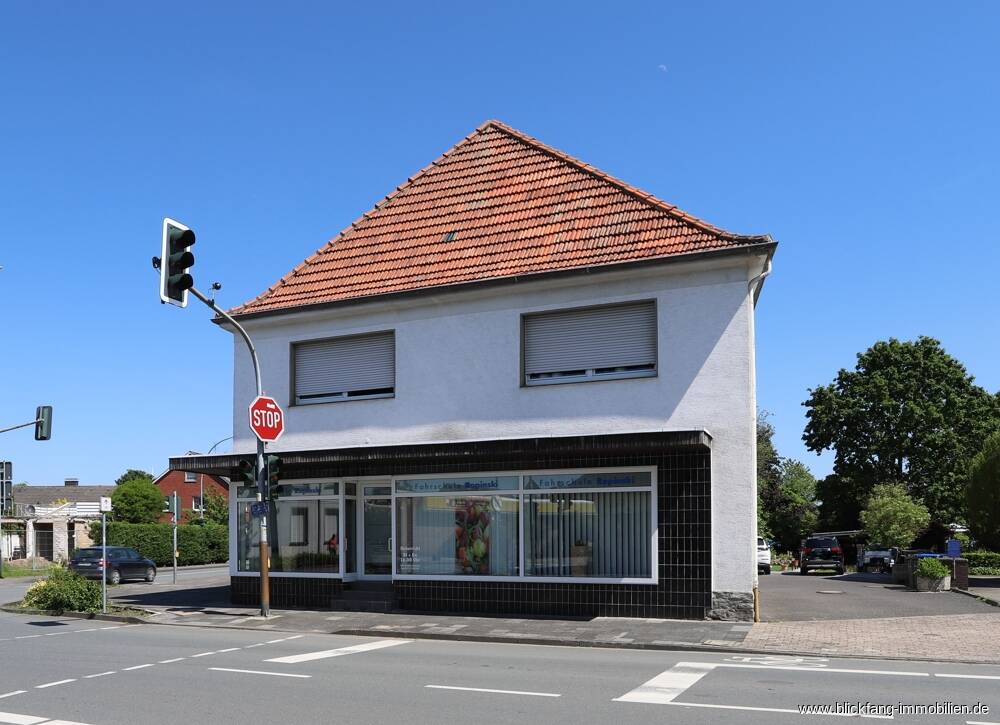 Altbauwohng. im 1.OG zu 120 qm, 4 Zim., Garten, kein Balkon in Wadersloh-Liesborn!, 59329 Wadersloh