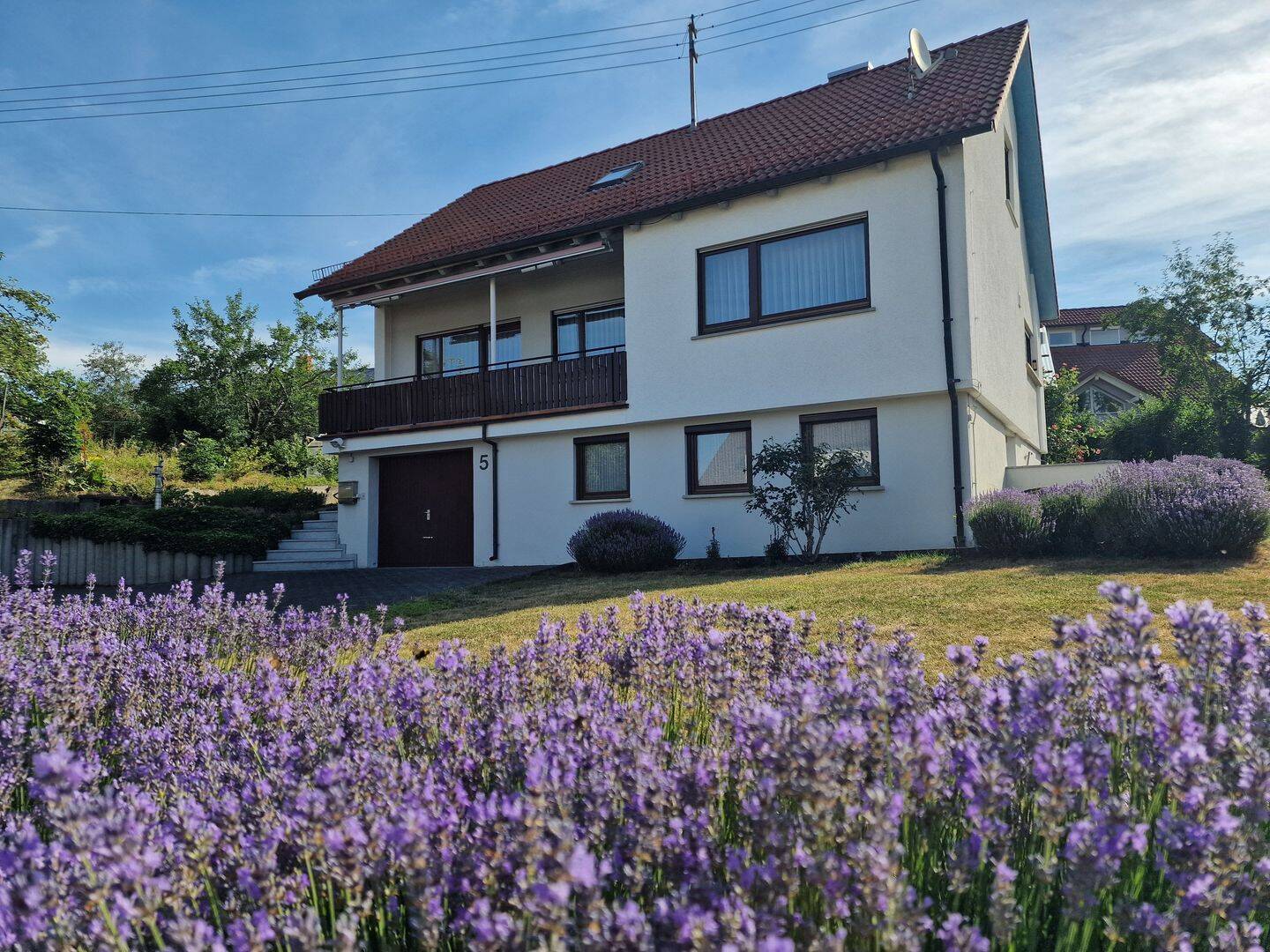 Einfamilienhaus mit großem Garten in Scheer, 72516 Scheer