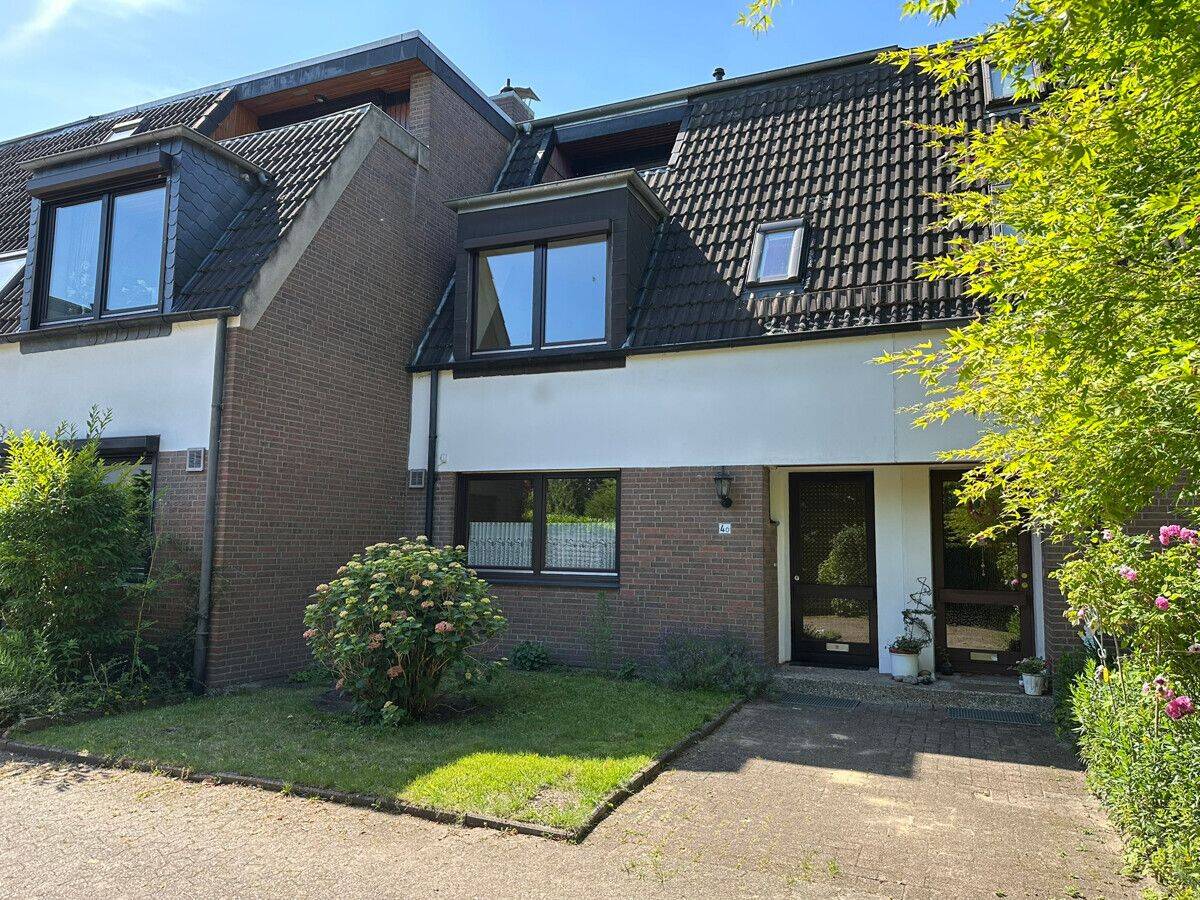 PURNHAGEN-IMMOBILIEN – Reihenmittelhaus mit Ausbaureserve und Stellplatz in ruhiger Lage von Horn-Lehe, 28359 Bremen (Horn Lehe)
