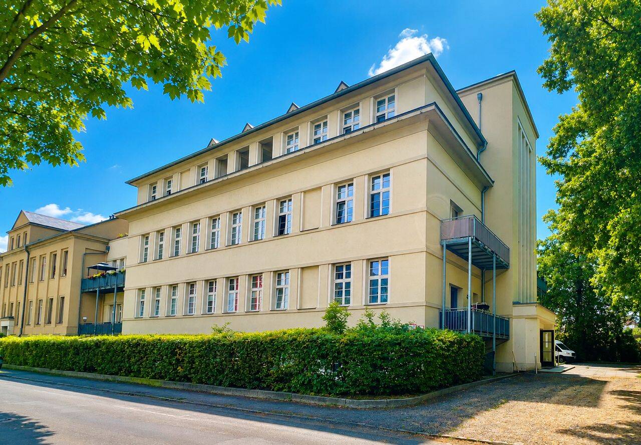 PROVISIONSFREI – BEZUGSFREIE 2-RAUMWOHNUNG MIT EINBAUKÜCHE, 1139 Dresden (Kaditz Mickten Pieschen-Süd Trachau)