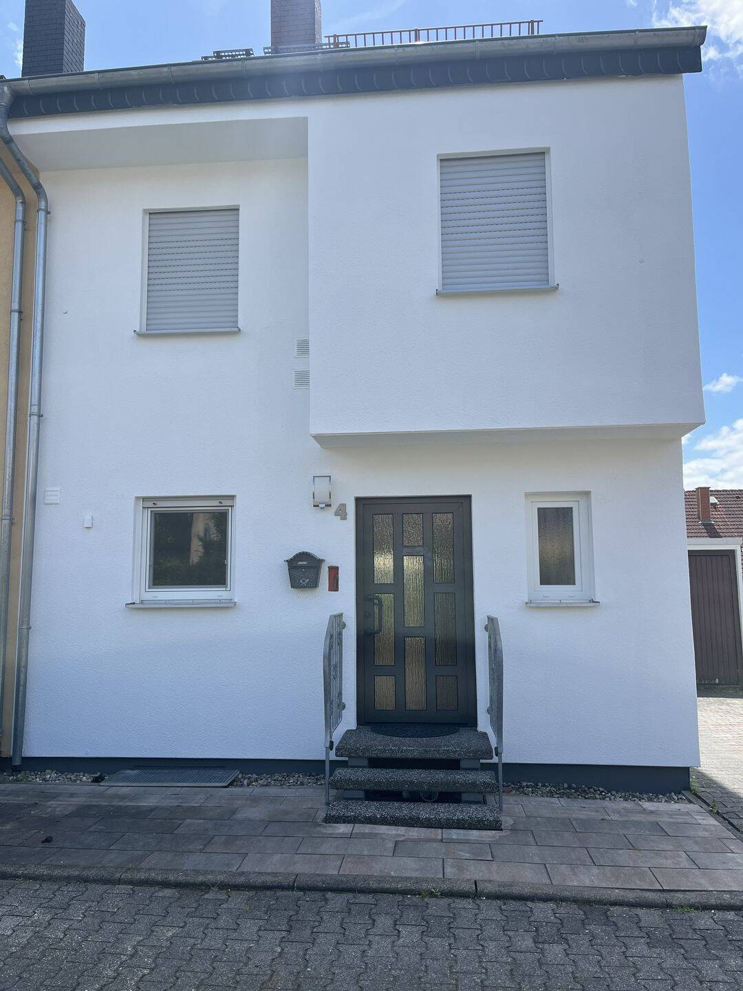 Gepflegtes Reihenendhaus mit 150 m² Wohnfläche, ausgebautem Dachgeschoss und traumhafter Terrasse, 65835 Liederbach am Taunus