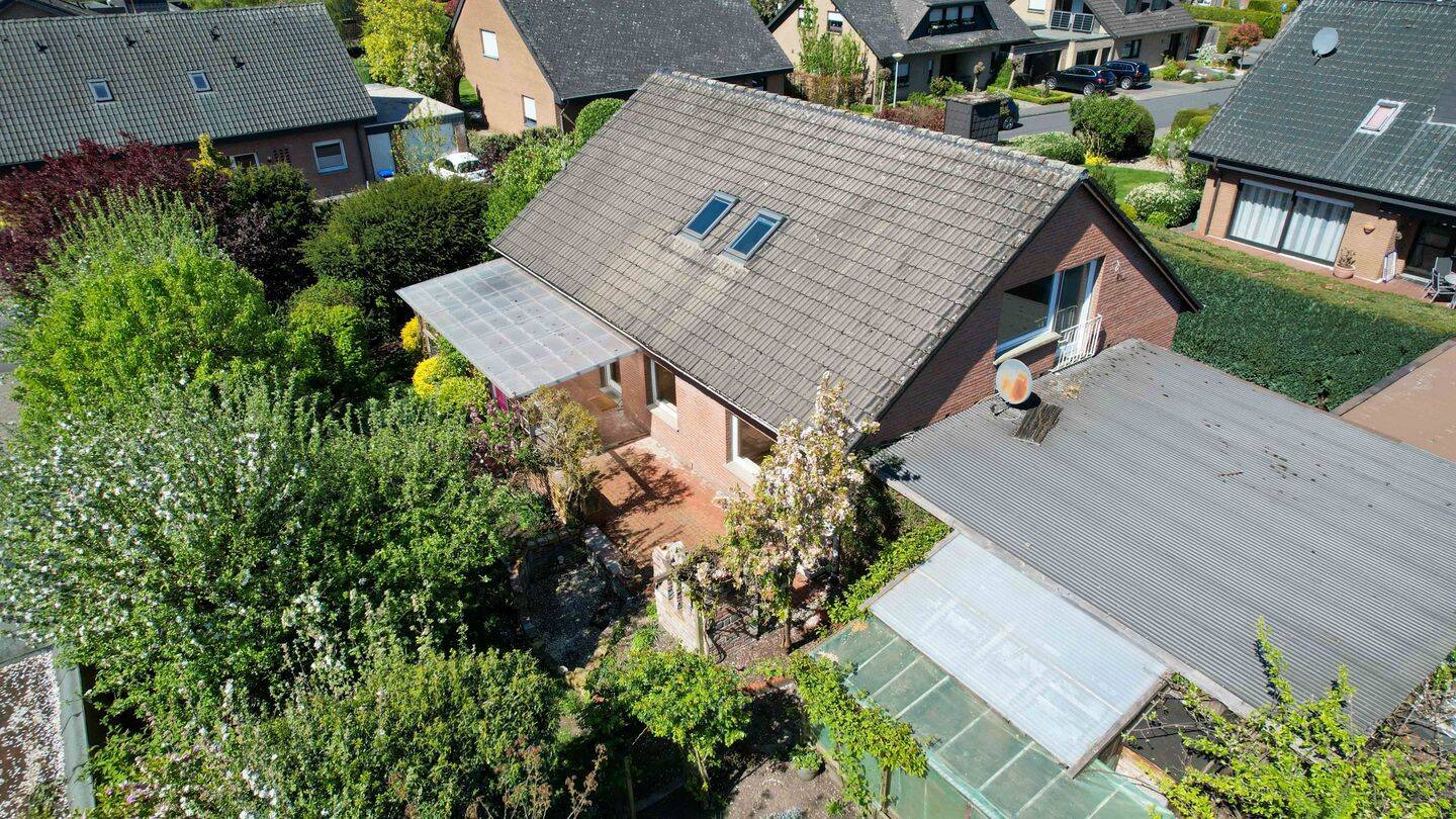 Freistehendes Einfamilienhaus mit Raum für Handwerk, Hobby und Familie, 48351 Everswinkel
