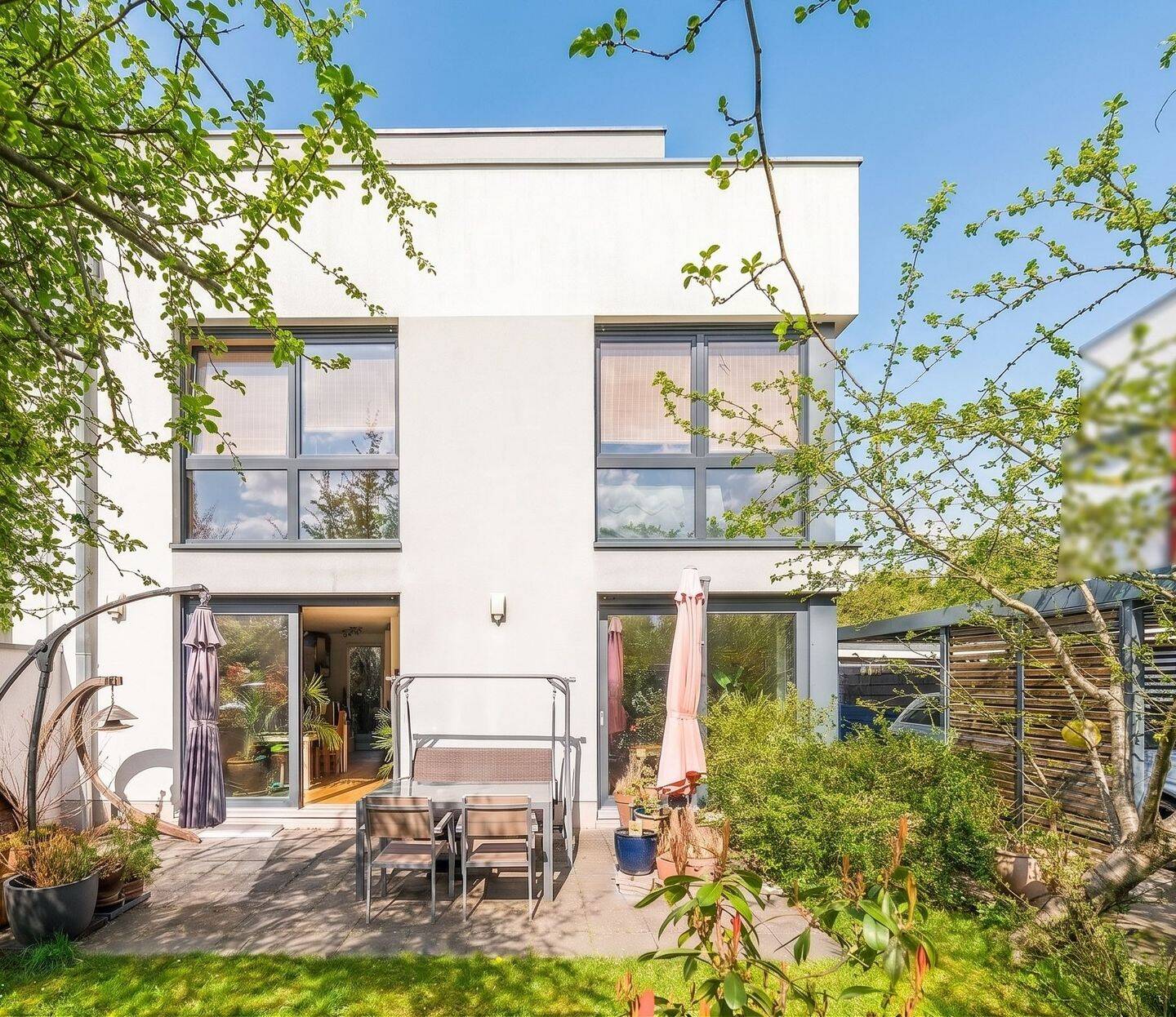 Zukunftsorientierte Familien aufgepasst ! Energieeffizientes Wohnen direkt am Schlachtensee
