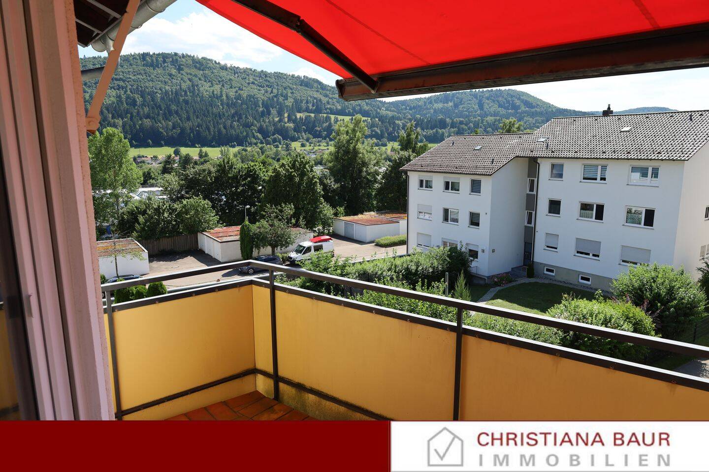 RENOVIERT MIT WEITBLICK: 4-Zimmer-Wohnung, Ebingen, 72458 Albstadt