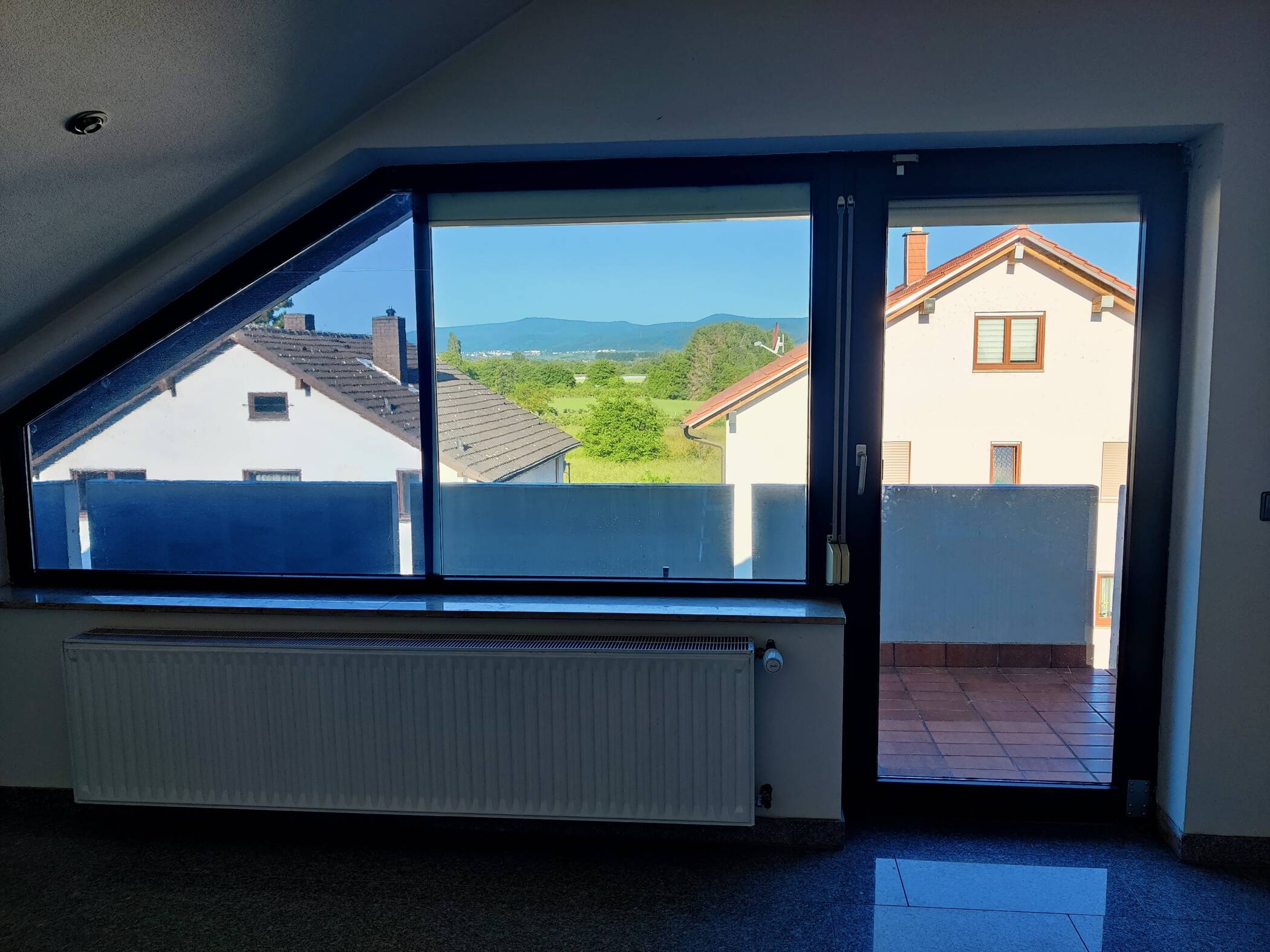Elegante Dreizimmer Wohnung in gepflegtem Vier-Parteien Haus, 67149 Meckenheim
