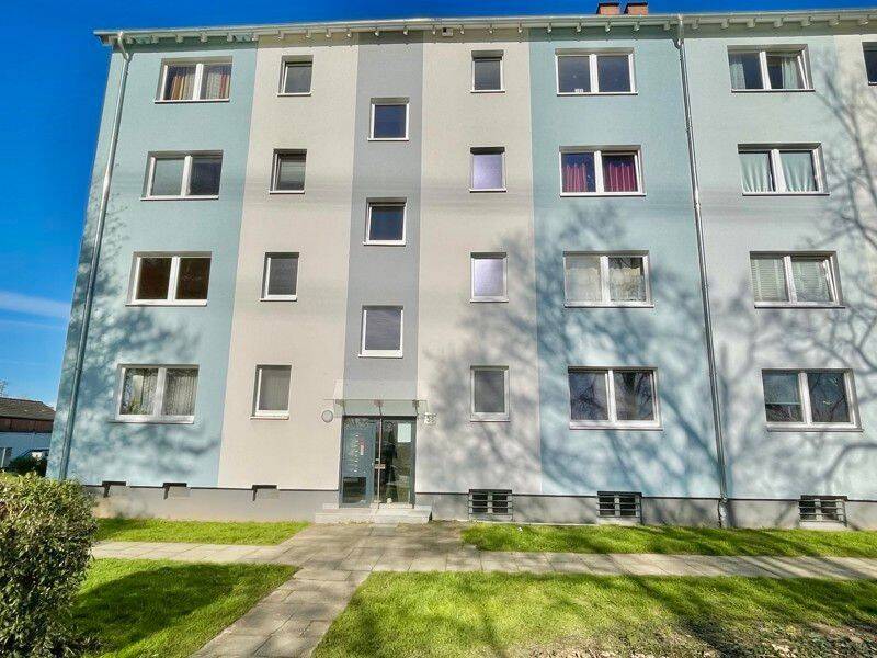 Praktische 2-Zi.-Wohnung mit Balkon!, 51371 Leverkusen (Bürrig Hitdorf Rheindorf)