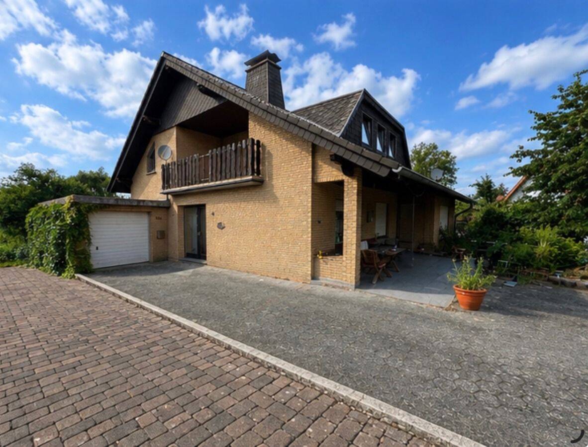 Zweifamilienhaus in Büren-Wewelsburg – ideal für Mehrgenerationen-Wohnen – PROVISIONSFREI für Käufer, 33142 Büren