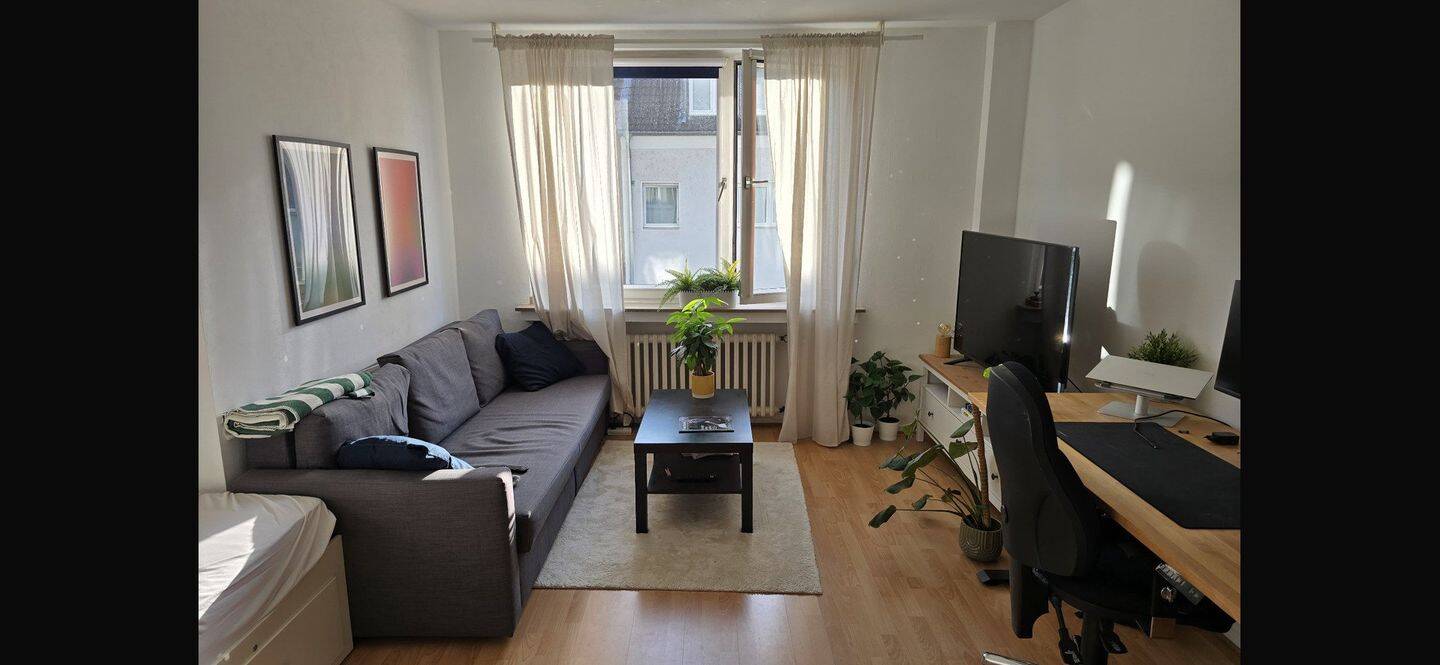Schöne 30qm-Wohnung in Nippes, 50733 Köln (Nippes Weidenpesch)
