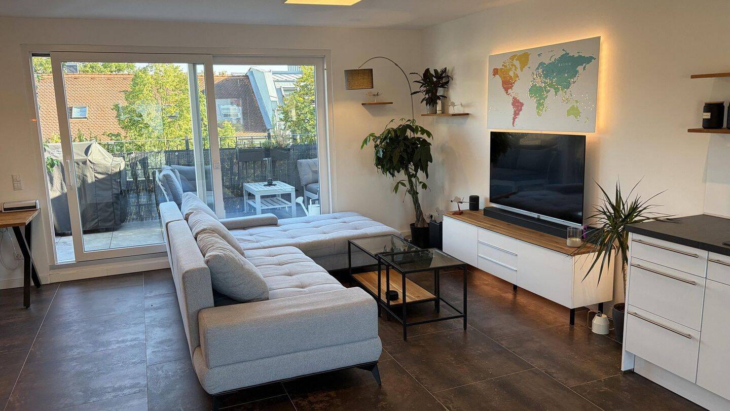 Provisionsfrei! Modernes Penthouse mit großer sonniger Dachterrasse, 4129 Leipzig (Eutritzsch)