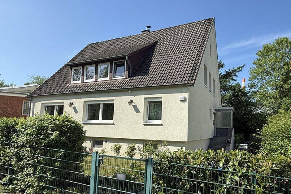 Modernisiert. Vermietet. Wertbeständig., 21075 Hamburg (Harburg Eißendorf Hausbruch Heimfeld)