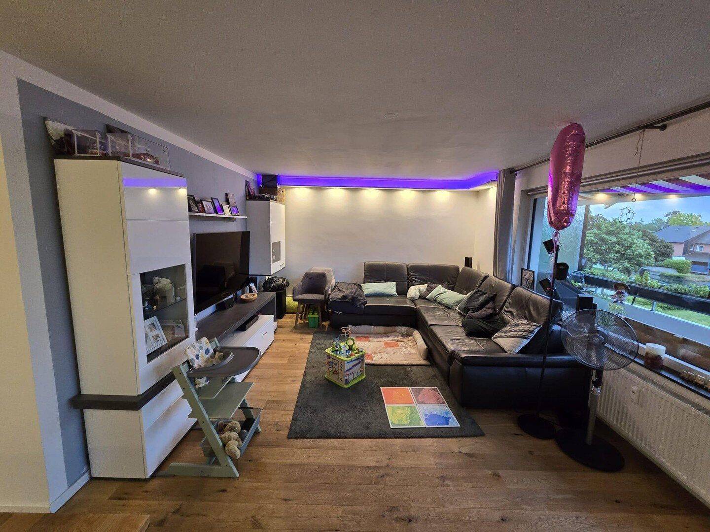 2-Zimmer-Wohnung in Köln-Sürth-saniert,Südbalkon & TG, 50999 Köln (Rodenkirchen Hahnwald Sürth Weiß)