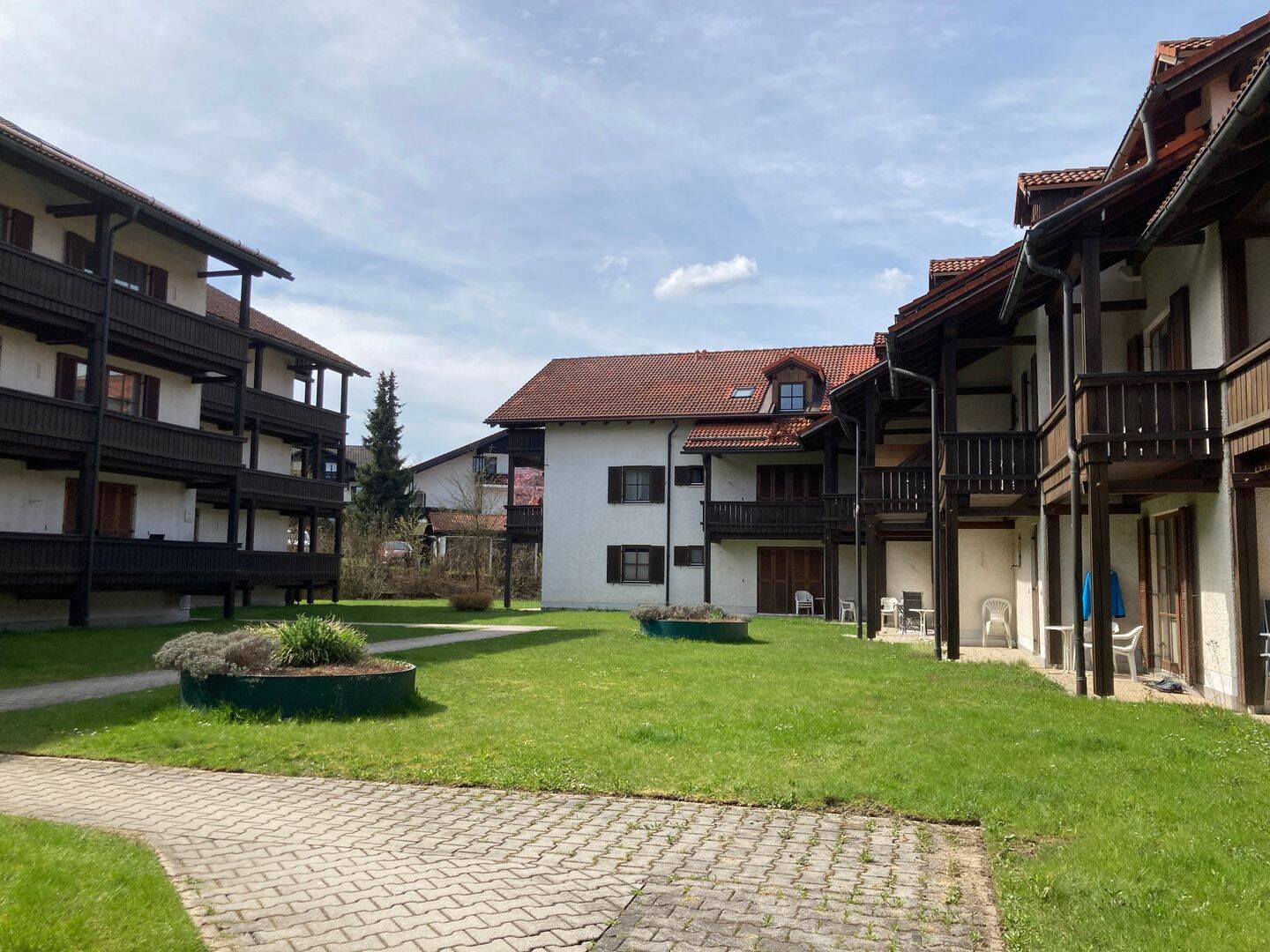 Möbliertes Ferien-Apartment im DG mit Tiefgaragenstellplatz, 94227 Zwiesel