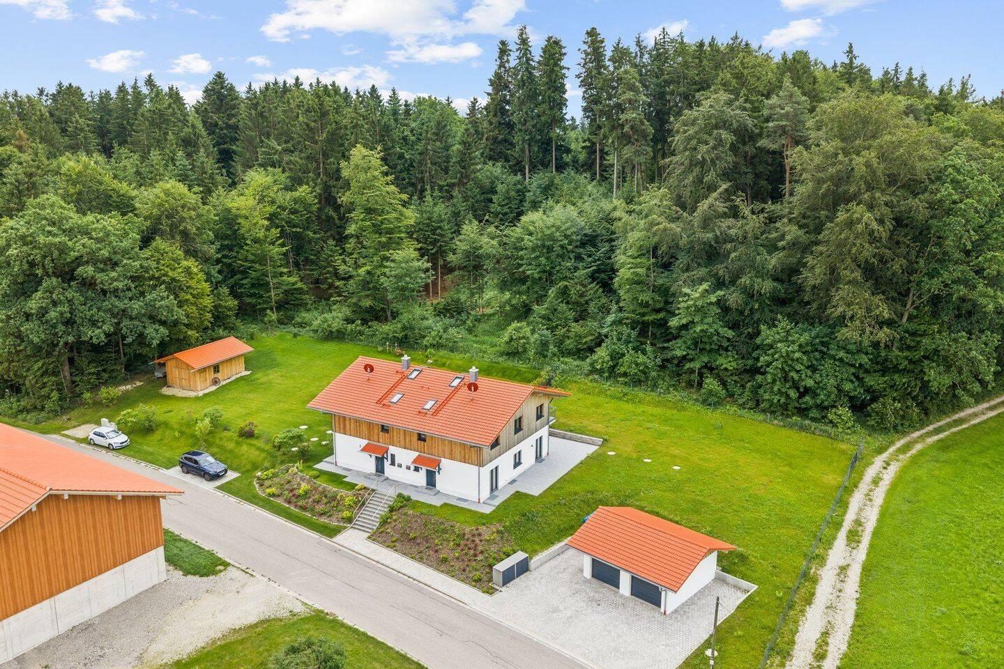 Moderne Doppelhaushälfte in hochwertiger Massivbauweise – energieeffizient, familienfreundlich und zukunftssicher, 83539 Pfaffing