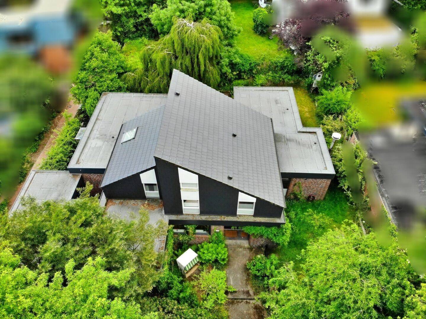 Exklusives Wohnhaus mit Einliegerwohnung in einem Architekten-Wohnhaus-Viertel von Oldenburg!, 26123 Oldenburg (Oldb) (Bürgerfelde Donnerschwee Nadorst)