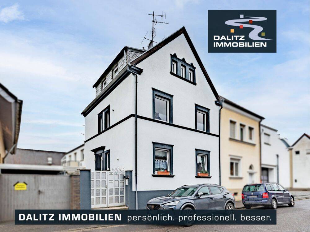 Kernsaniertes Wohnhaus mit 3 vermieteten Einheiten, 53332 Bornheim