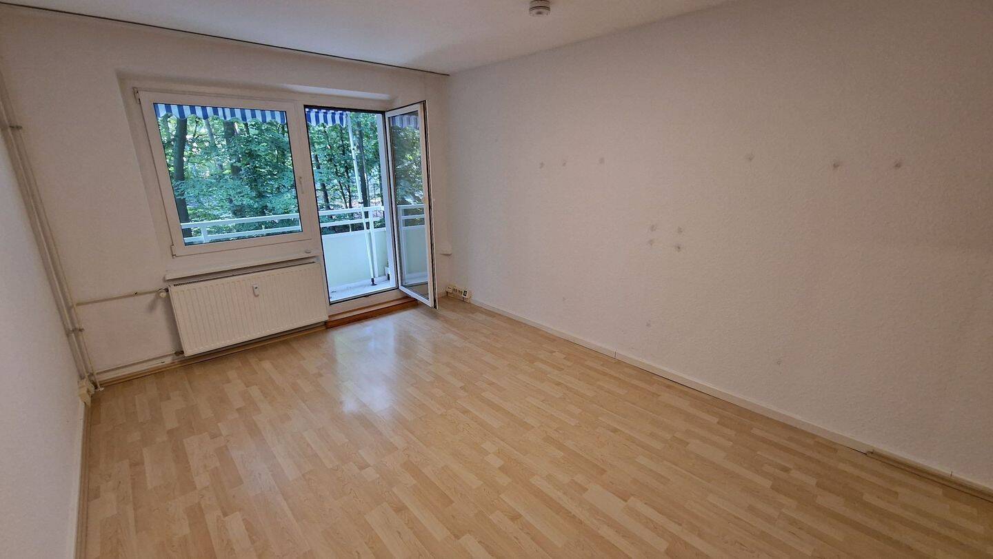 1 Zimmerwohmung mit Balkon (ohne Fahrstuhl) in Potsdam sucht neuen Mieter