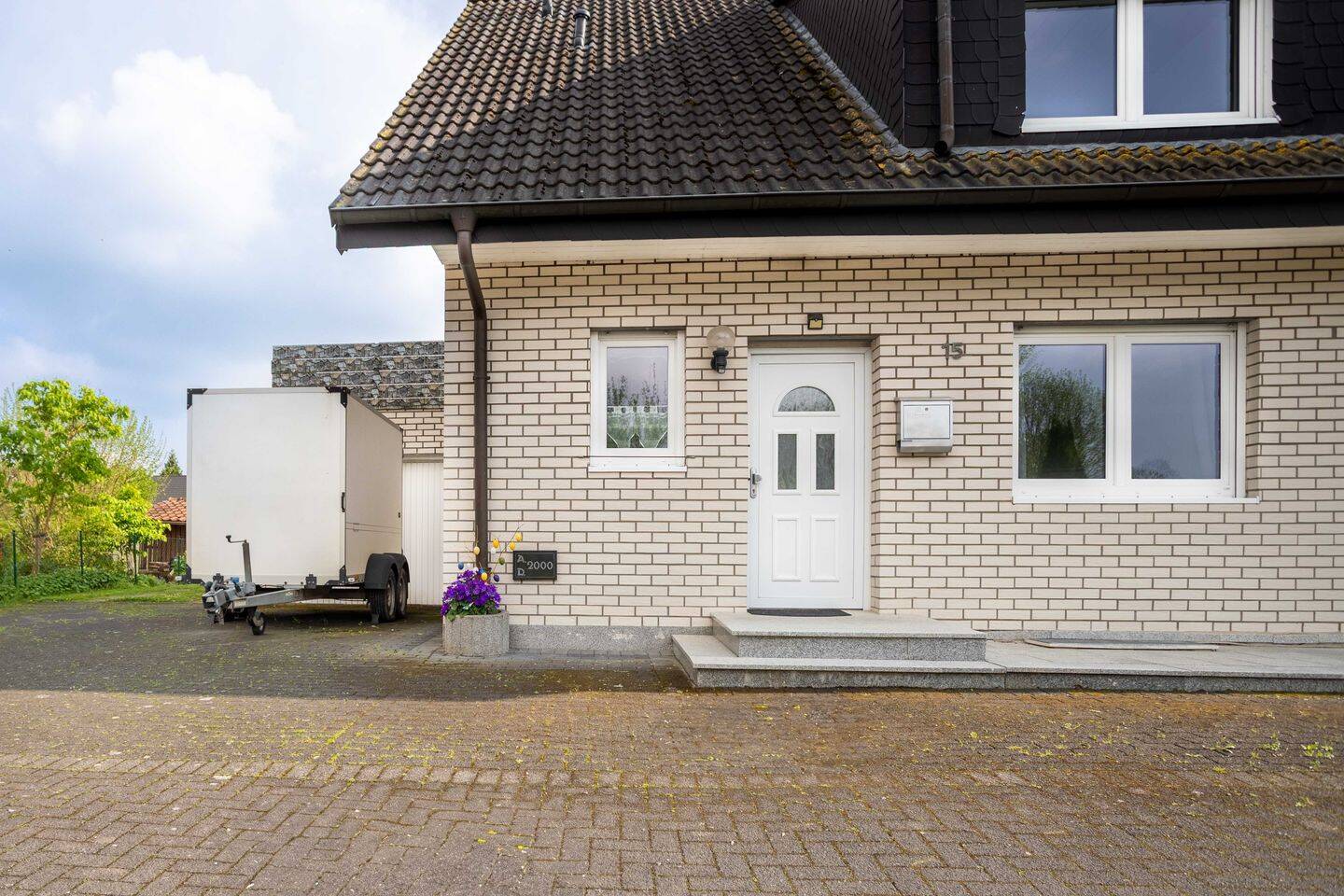 Gepflegtes Doppelhaus Bj 2000 in Soest, ruhige Lage mit Grünfläche im rückwärtigen Bereich, 59494 Soest
