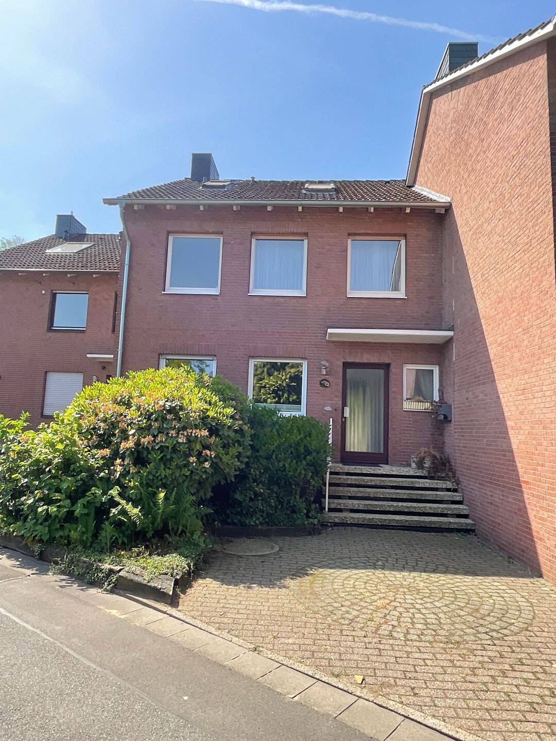 Ihr neues Zuhause – Raumwunder mit Garten und in ruhiger Lage, 31515 Wunstorf