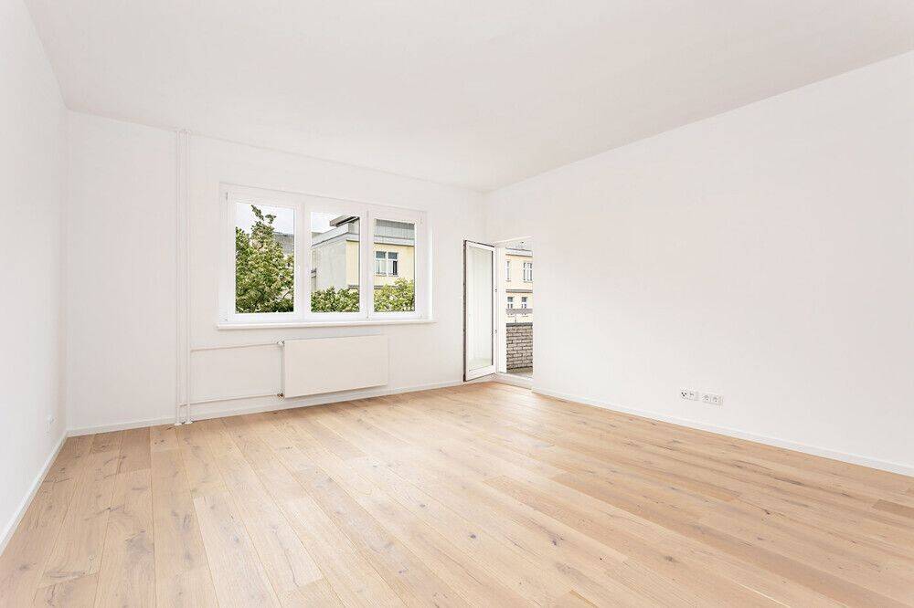 Exklusiv wohnen über den Dächern – sanierte 3-Zimmer-Wohnung in bester Ku’damm-Lage – bezugsfrei!, 10709 Berlin (Charlottenburg-Wilmersdorf Charlottenburg Halensee Wilmersdorf)