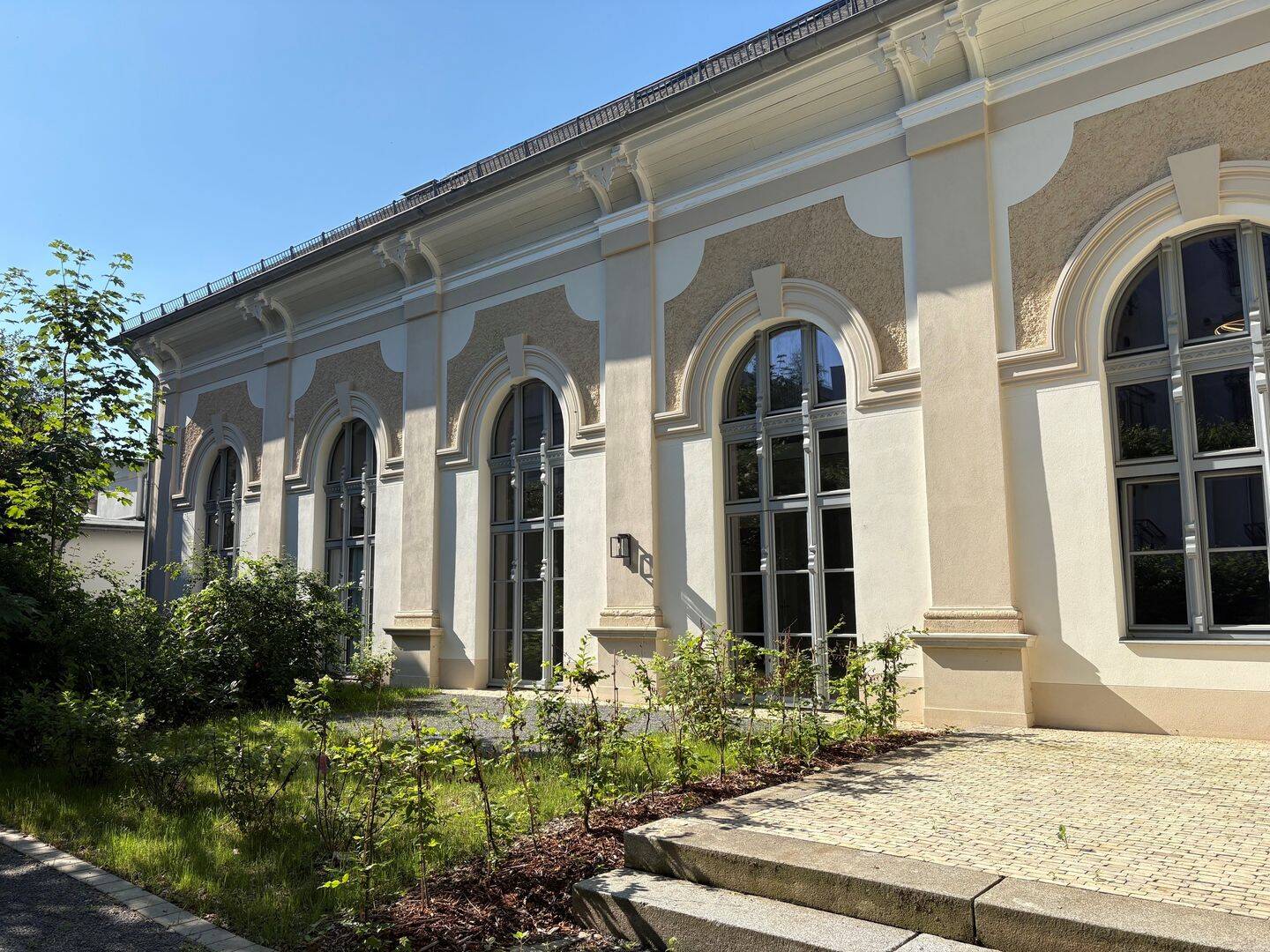 *großzügige Terrasse – exklusive 2,5 Raumwohnung im Lahmann-Sanatorium am Weißen Hirsch*, 1324 Dresden (Bühlau/Weißer Hirsch Dresdener Heide Loschwitz/Wachwitz)