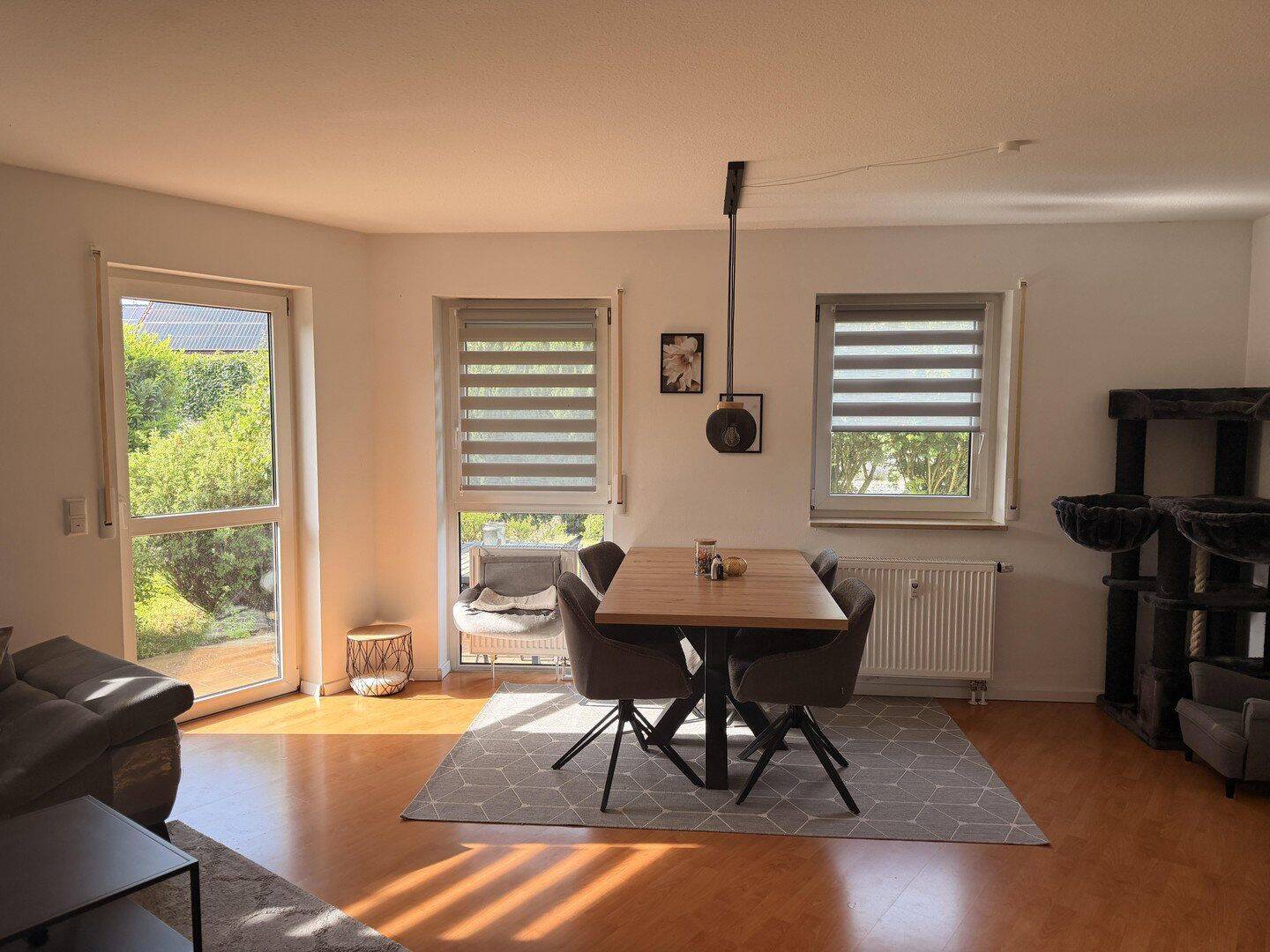 altersgerechte 2-Zimmerwohnung mit Gartenanteil, 91486 Uehlfeld
