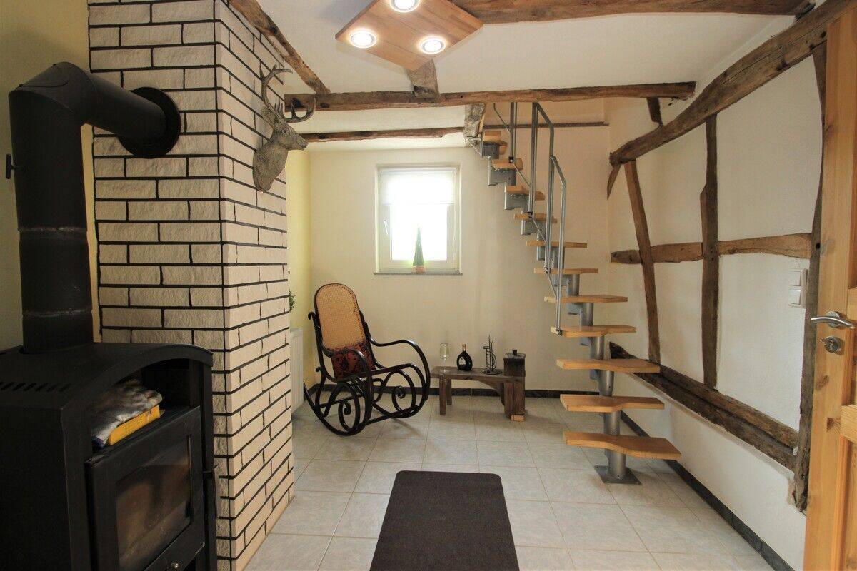 Ihre kleine Wohlfühloase! 3-Zimmer-Einfamilienhaus  in Königswinter-Thomasberg, 53639 Königswinter