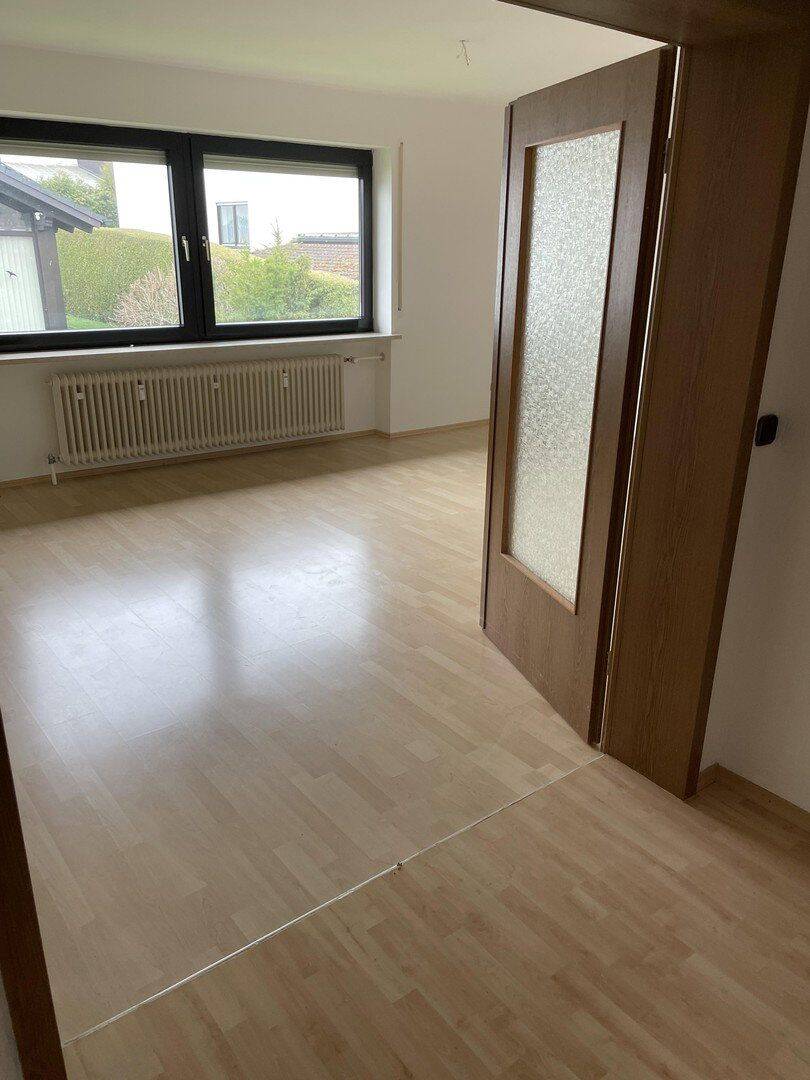 Helle 4 Zimmer-Wohnung mit Balkon in Mainburg, 84048 Mainburg