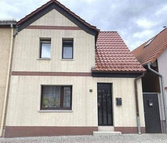 Gepflegtes Einfamilienhaus mit Garten in Artern, 6556 Artern